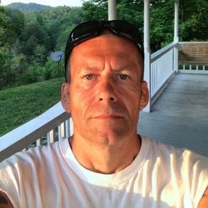 Meet your Posher, Bobby